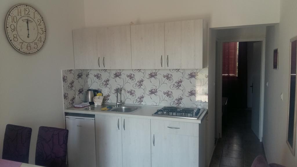 Morska Vila Apartment Vir Exterior foto